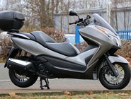 Honda Forza 300