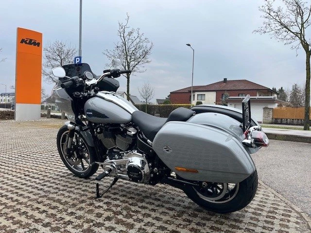 Harley-Davidson Softail Low Rider ST (Billiard Gray/Chrome Finish) - Bild 7