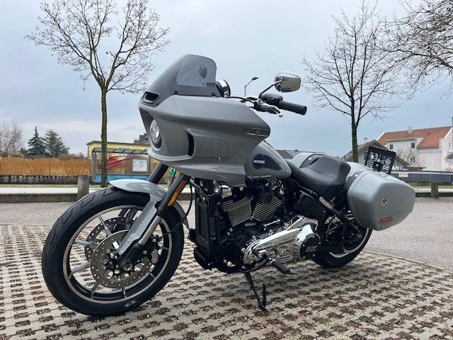 Harley-Davidson Softail Low Rider ST (Billiard Gray/Chrome Finish) - Bild 8