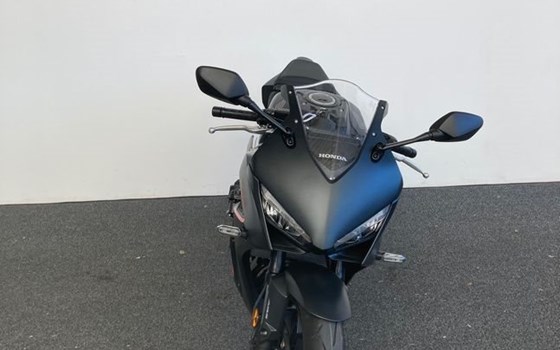 Neufahrzeug Honda CBR650R - Bild 4 Neufahrzeug Honda CBR650R - Bild 4