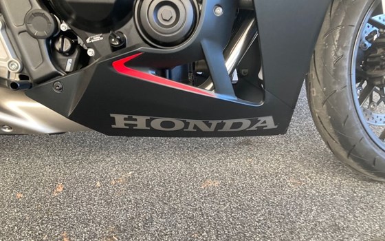 Neufahrzeug Honda CBR650R - Bild 5 Neufahrzeug Honda CBR650R - Bild 5