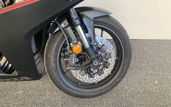Neufahrzeug Honda CBR650R - Bild 8 Neufahrzeug Honda CBR650R - Bild 8