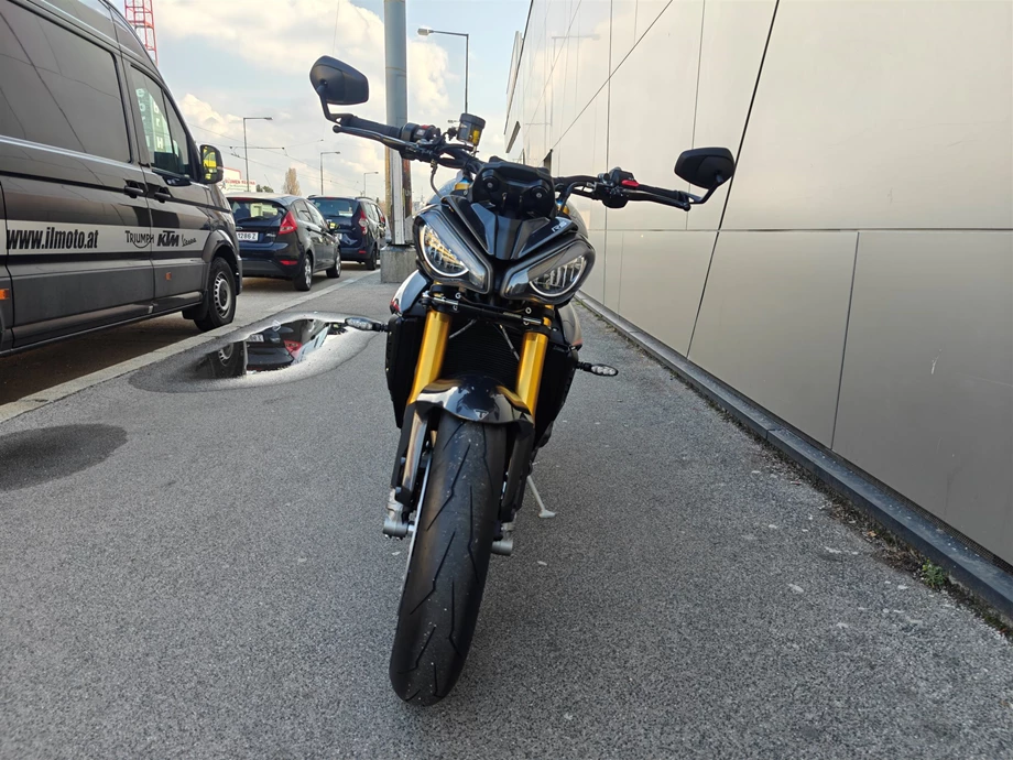 Angebot Triumph Speed Triple 1200 RS Bild 3: Angebot Triumph Speed Triple 1200 RS