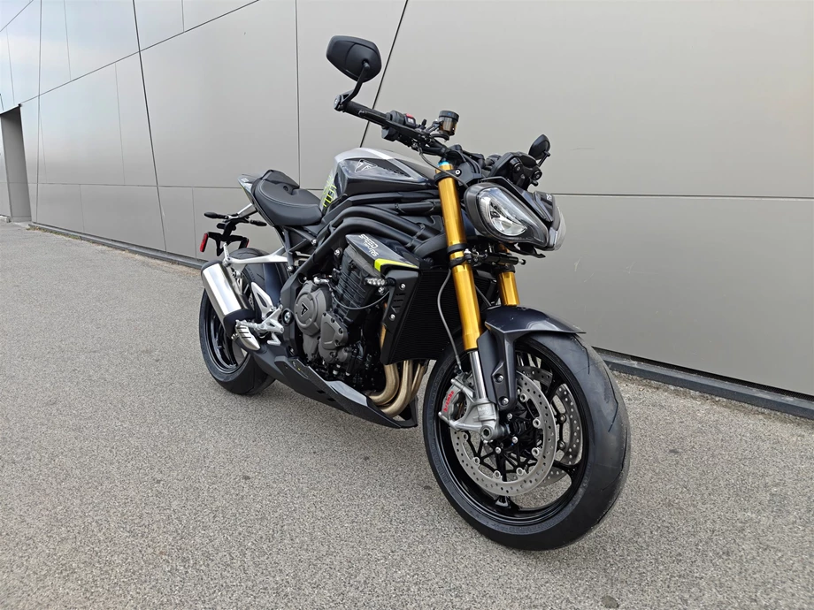 Angebot Triumph Speed Triple 1200 RS Bild 8: Angebot Triumph Speed Triple 1200 RS