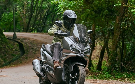 Neufahrzeug Sym ADX 300 - Bild 11