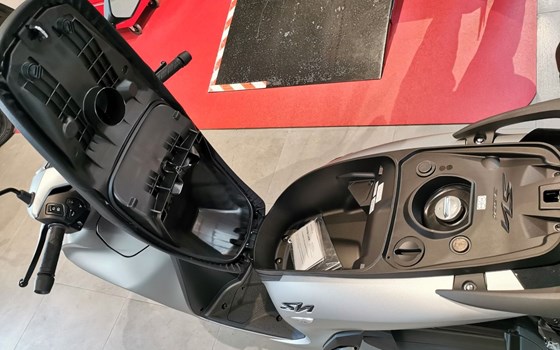 Neufahrzeug Honda SH350i - Bild 13