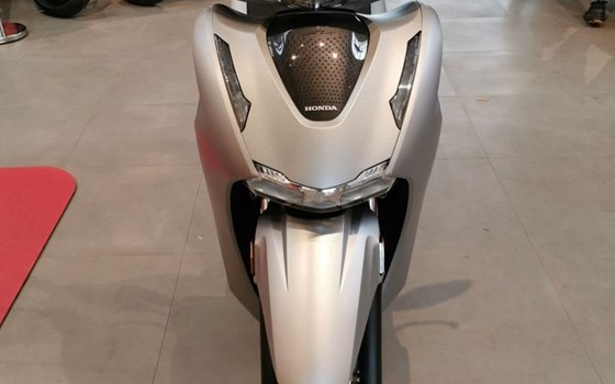 Neufahrzeug Honda SH350i - Bild 7