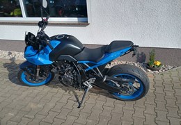 Neumotorrad Suzuki GSX-8S
