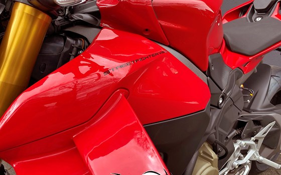 Neufahrzeug Ducati Streetfighter V4 S - Bild 6