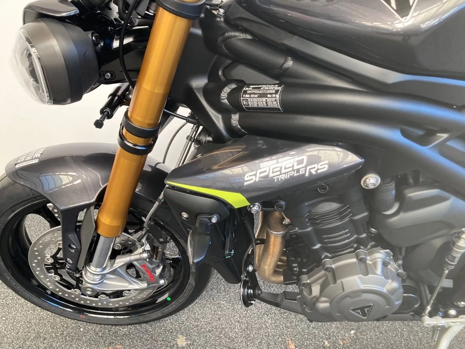 Angebot Triumph Speed Triple 1200 RS Bild 13: Angebot Triumph Speed Triple 1200 RS