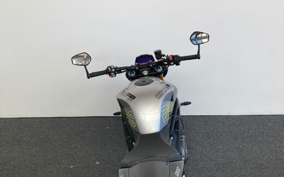 Gebrauchtmotorrad Triumph Speed Triple 1200 RS - Bild 16 Gebrauchtmotorrad Triumph Speed Triple 1200 RS - Bild 16
