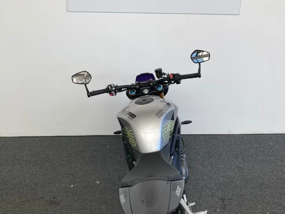 Angebot Triumph Speed Triple 1200 RS Bild 16: Angebot Triumph Speed Triple 1200 RS