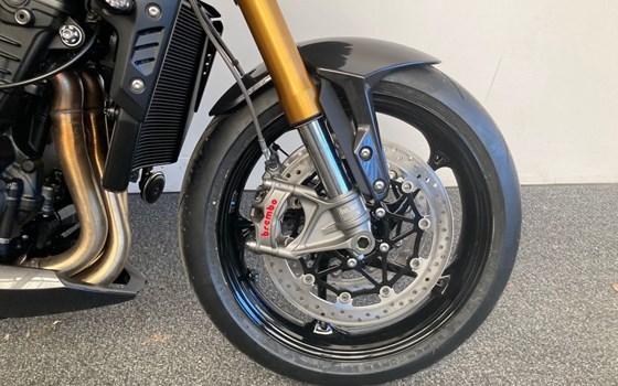 Gebrauchtmotorrad Triumph Speed Triple 1200 RS - Bild 8 Gebrauchtmotorrad Triumph Speed Triple 1200 RS - Bild 8