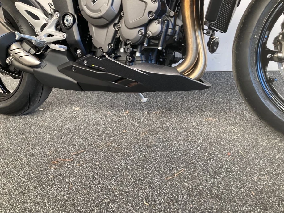 Angebot Triumph Speed Triple 1200 RS Bild 9: Angebot Triumph Speed Triple 1200 RS