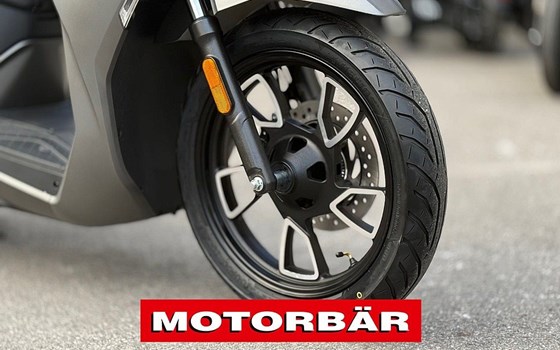 Neufahrzeug Voge SR16 125i - Bild 5 Neufahrzeug Voge SR16 125i - Bild 5