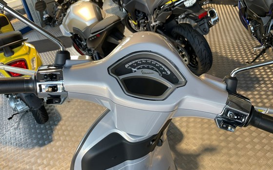 Neufahrzeug Vespa Primavera Tech 50 - Bild 7