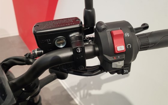 Neufahrzeug Honda CMX1100 Rebel - Bild 11