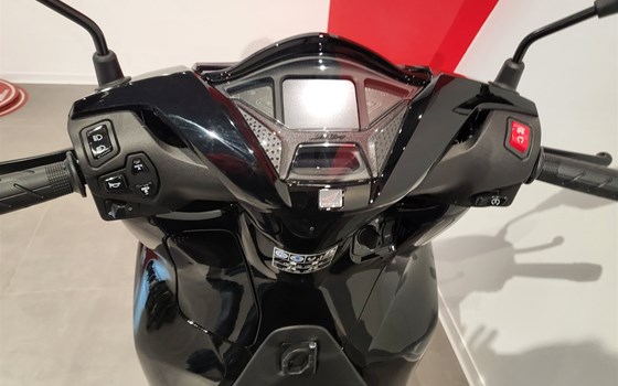 Neufahrzeug Honda SH350i - Bild 8