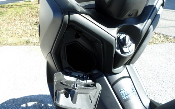 Gebrauchtmotorrad Yamaha XMAX 125 - Bild 11 Gebrauchtmotorrad Yamaha XMAX 125 - Bild 11