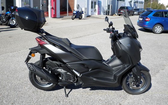 Gebrauchtmotorrad Yamaha XMAX 125 - Bild 2 Gebrauchtmotorrad Yamaha XMAX 125 - Bild 2