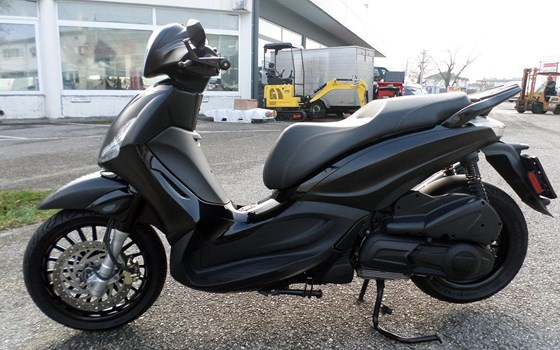 Gebrauchtmotorrad Piaggio Beverly 300 i.e. - Bild 6