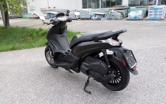 Gebrauchtmotorrad Piaggio Beverly 300 i.e. - Bild 6
