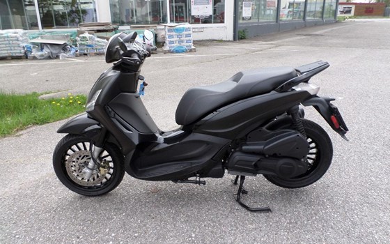 Gebrauchtmotorrad Piaggio Beverly 300 i.e. - Bild 7