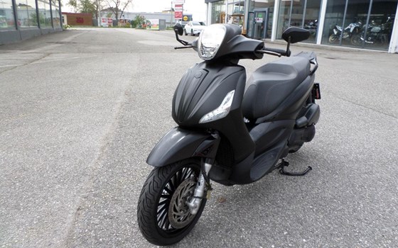 Gebrauchtmotorrad Piaggio Beverly 300 i.e. - Bild 8