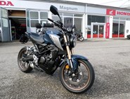 Honda CB125R