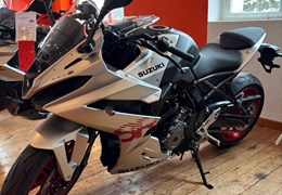 Neumotorrad Suzuki GSX-8R