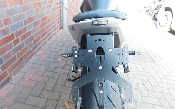 Gebrauchtmotorrad Suzuki GSX-8R - Bild 16