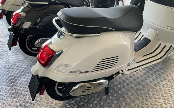Neufahrzeug Vespa GTS 310 Super - Bild 5