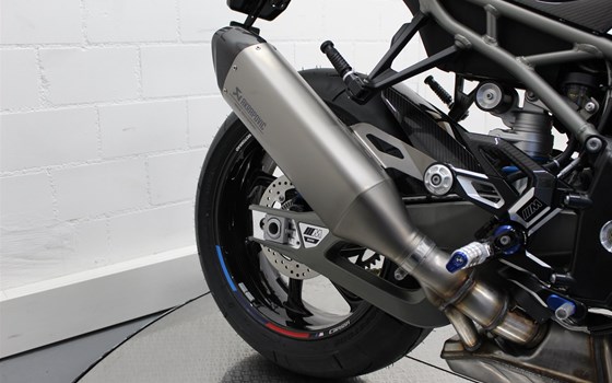 Motorrad Occasion BMW M 1000 R - Bild 8