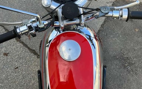 Gebrauchtmotorrad Horex Regina 400 - Bild 3 Gebrauchtmotorrad Horex Regina 400 - Bild 3