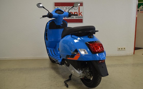 Neufahrzeug Vespa GTS 125 Super Sport - Bild 8