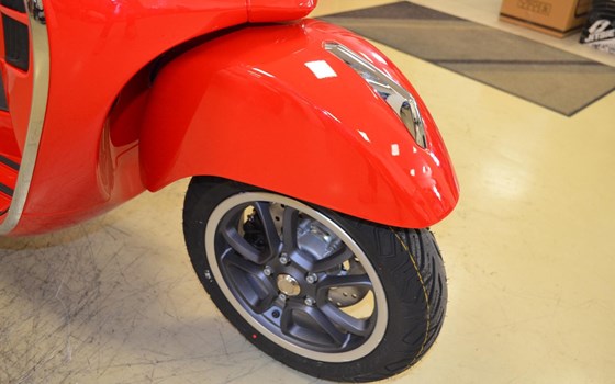 Neufahrzeug Vespa GTS 310 - Bild 17