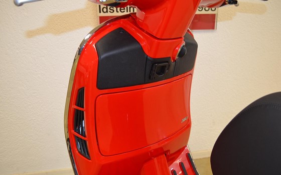 Neufahrzeug Vespa GTS 310 - Bild 16