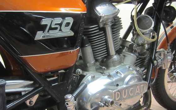 Gebrauchtmotorrad Ducati 750 GT - Bild 6