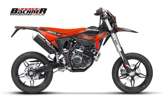 Neufahrzeug Beta RR Motard 125 T - Bild 1 Neufahrzeug Beta RR Motard 125 T - Bild 1