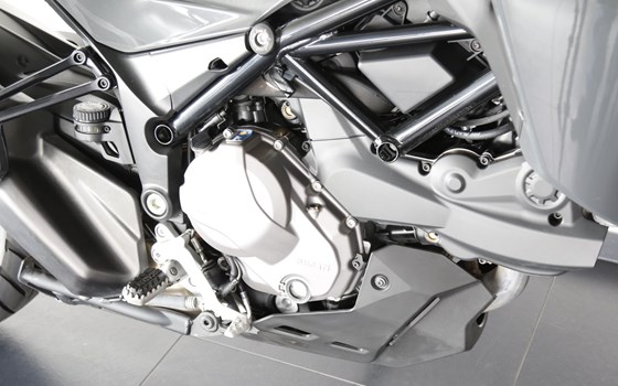 Gebrauchtmotorrad Ducati Multistrada V2 S - Bild 6