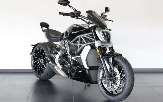 Gebrauchtmotorrad Ducati XDiavel S - Bild 1