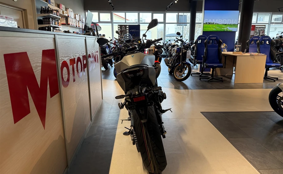 Angebot Yamaha MT-09 35kW Bild 8: Angebot Yamaha MT-09 35kW