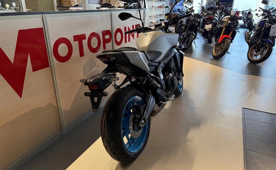 Angebot Yamaha MT-09 35kW Bild 6: Angebot Yamaha MT-09 35kW