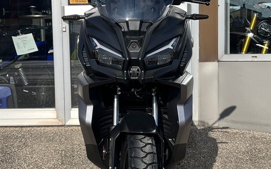 Neufahrzeug Voge SR1 ADV 125 ABS TCS - Bild 2