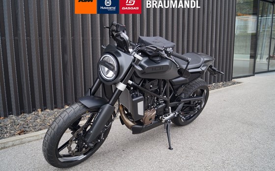 Gebrauchtmotorrad Husqvarna Svartpilen 701 - Bild 5 Gebrauchtmotorrad Husqvarna Svartpilen 701 - Bild 5