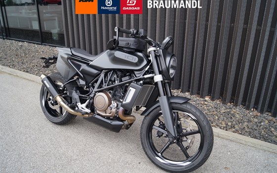 Gebrauchtmotorrad Husqvarna Svartpilen 701 - Bild 7 Gebrauchtmotorrad Husqvarna Svartpilen 701 - Bild 7