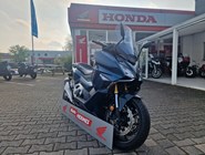 Honda Forza 750