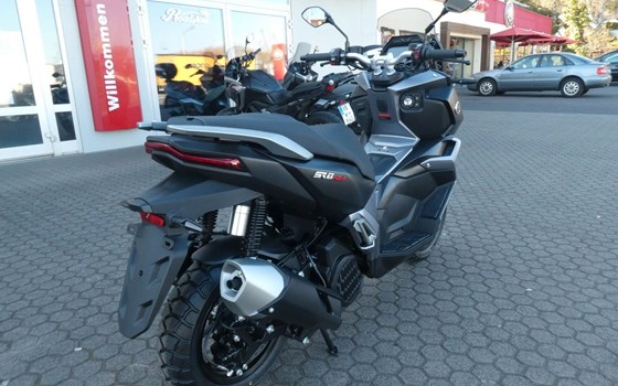 Neufahrzeug Voge SR1 ADV 125 ABS TCS - Bild 6