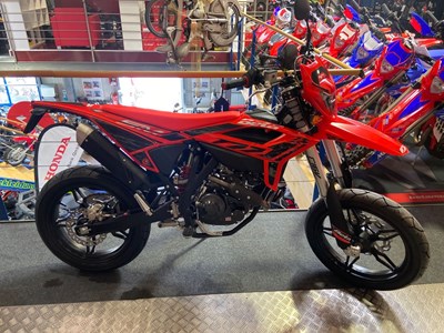 RR 125 LC Motard