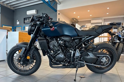 Honda CB1000R+